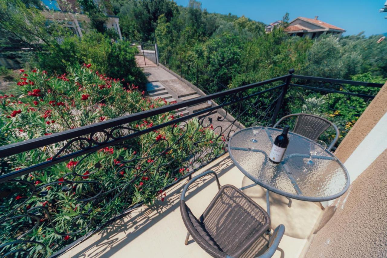 Villa تيفات المظهر الخارجي الصورة